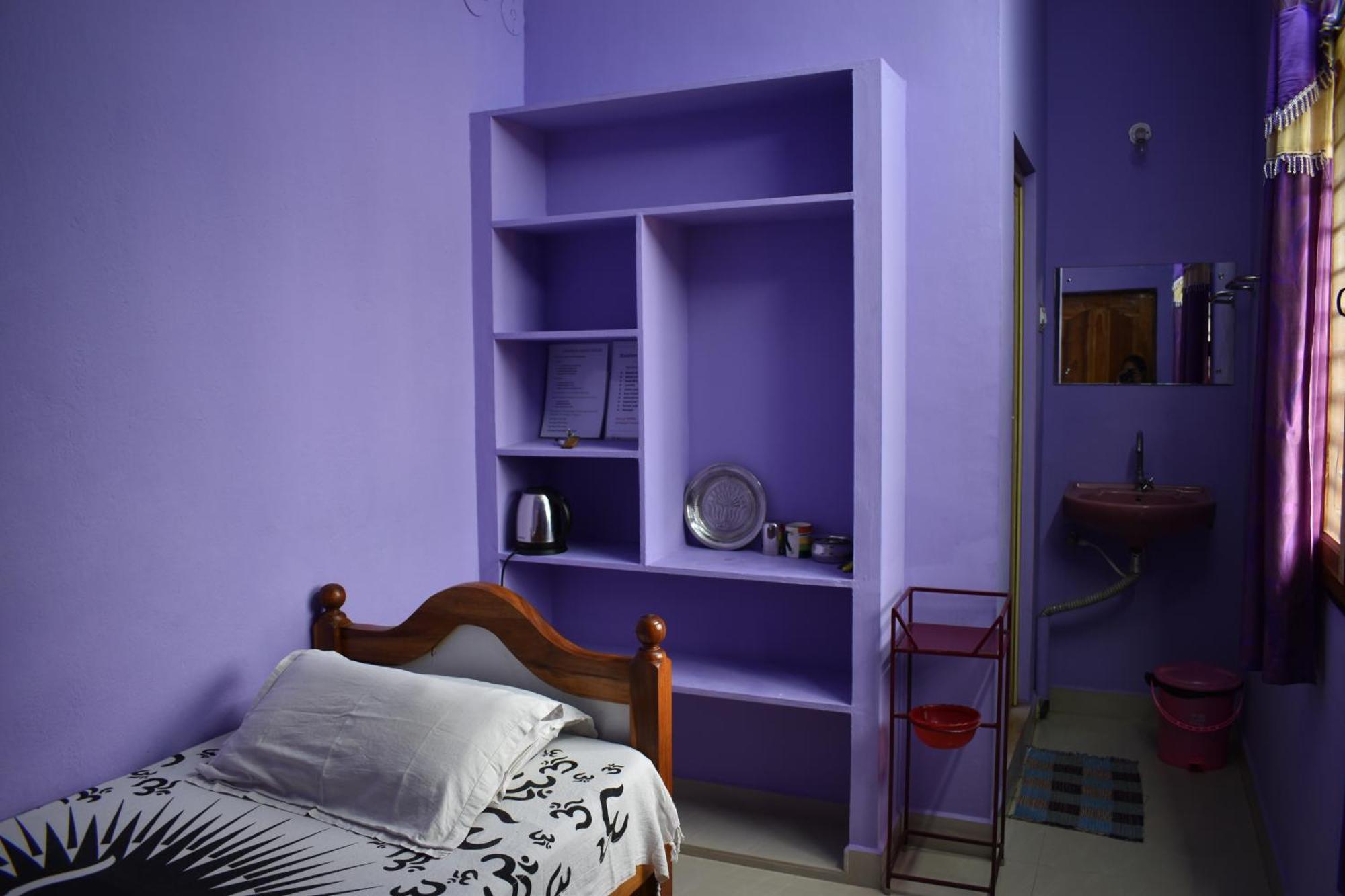 Tiruvannāmalai Rainbow Guest House מראה חיצוני תמונה