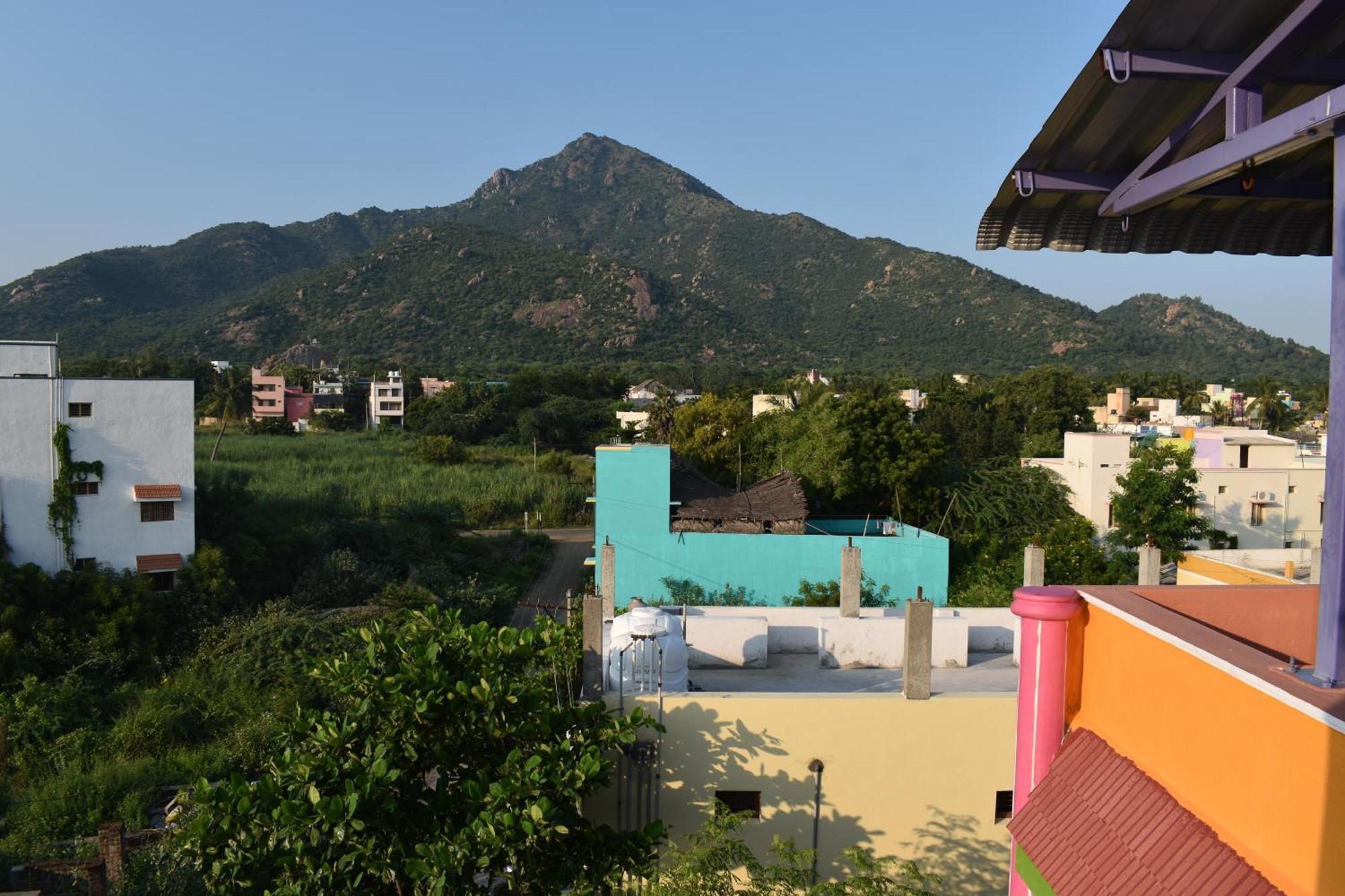 Tiruvannāmalai Rainbow Guest House מראה חיצוני תמונה