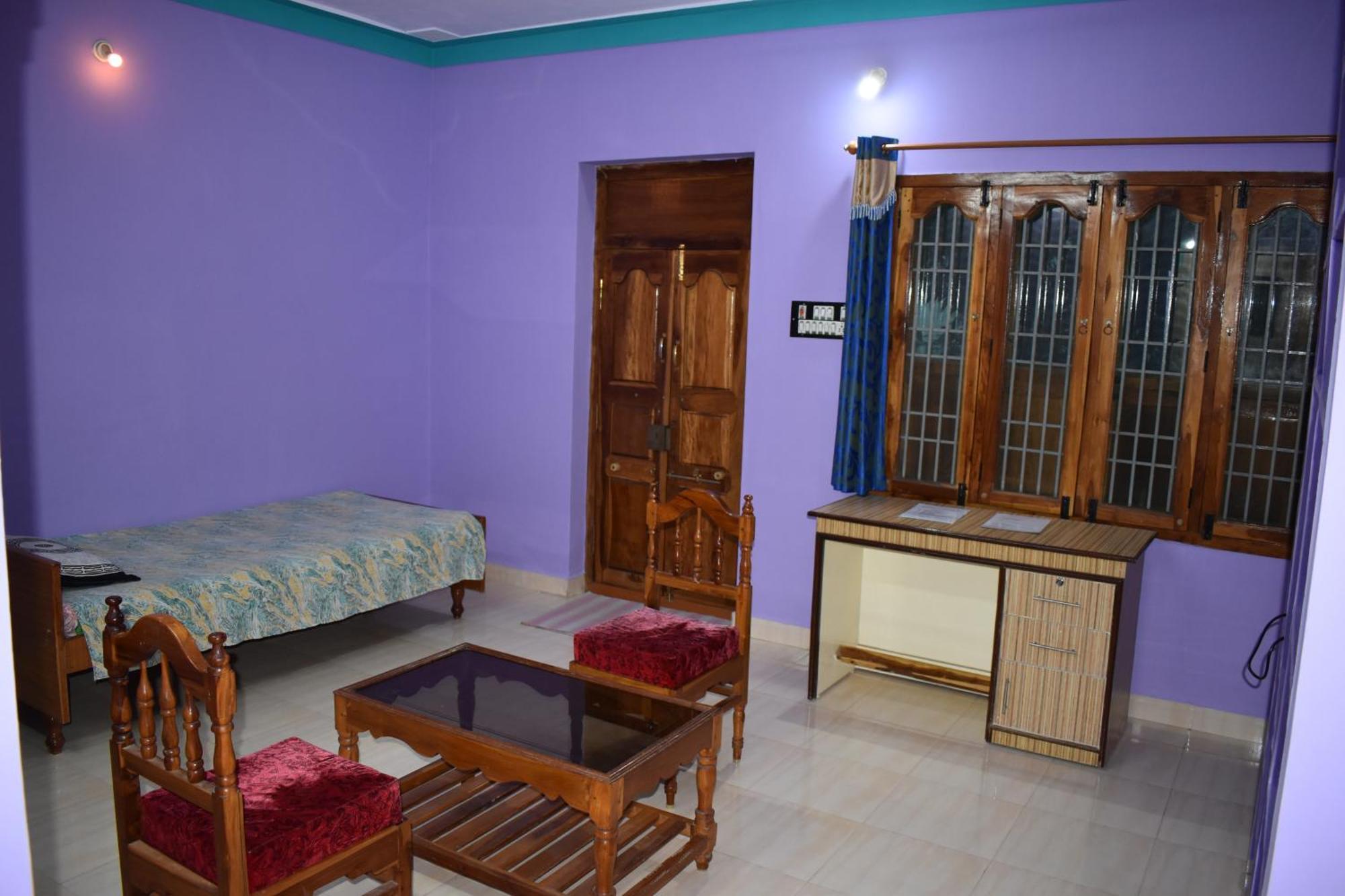 Tiruvannāmalai Rainbow Guest House מראה חיצוני תמונה