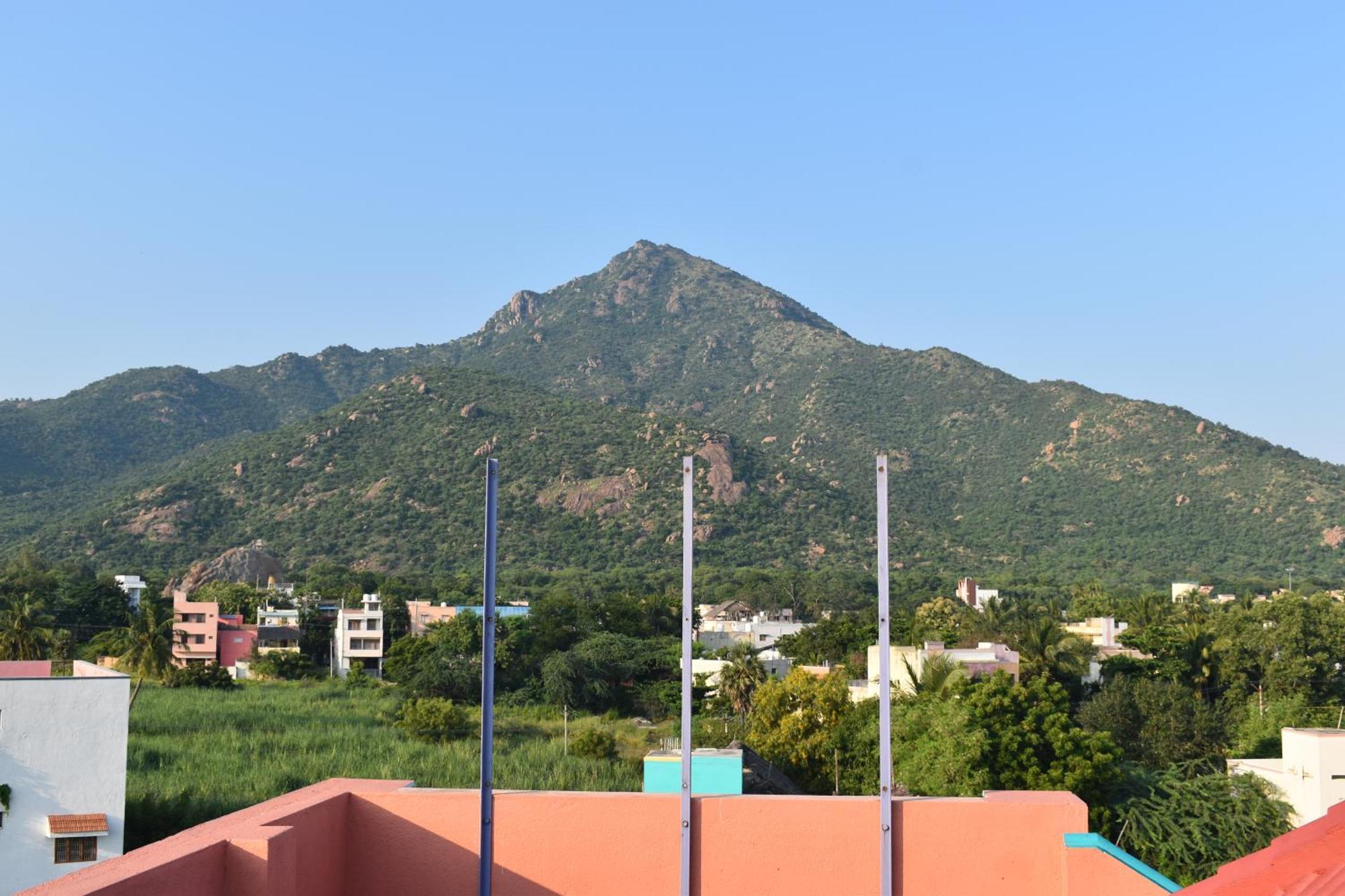 Tiruvannāmalai Rainbow Guest House מראה חיצוני תמונה