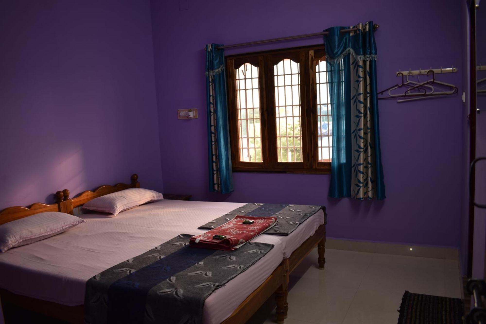 Tiruvannāmalai Rainbow Guest House מראה חיצוני תמונה