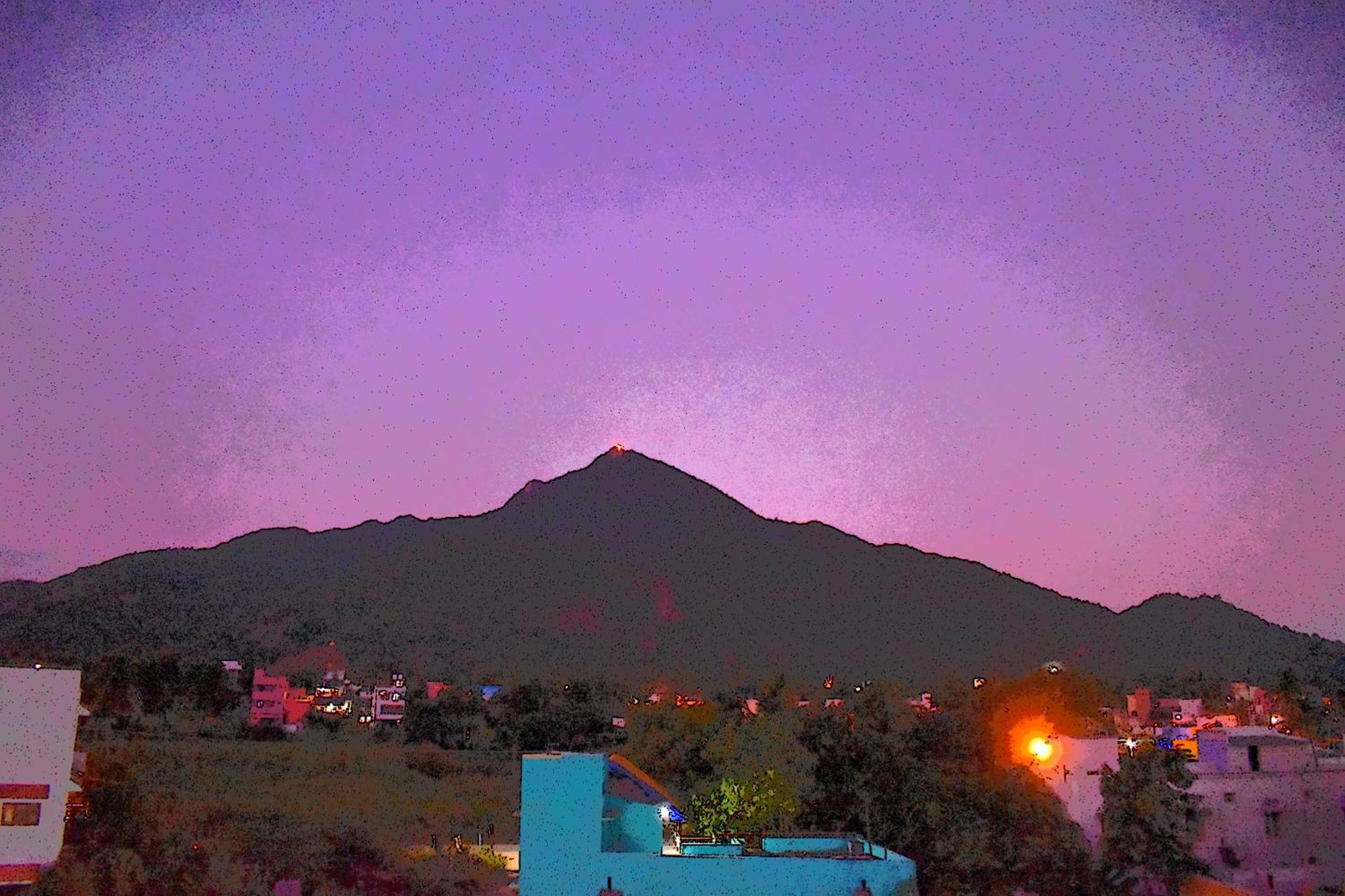 Tiruvannāmalai Rainbow Guest House מראה חיצוני תמונה